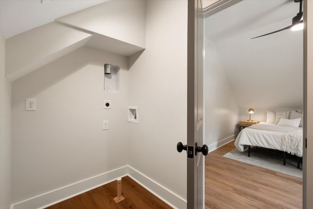 945 Seymour Ave, Nashville, TN 37206