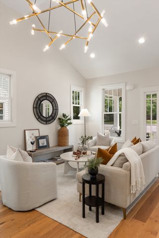 945 Seymour Ave, Nashville, TN 37206