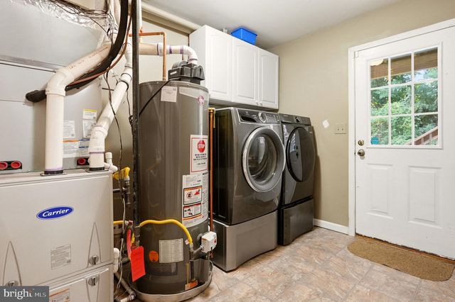 802 BRANDYWINE DR, Williamstown, NJ 08094