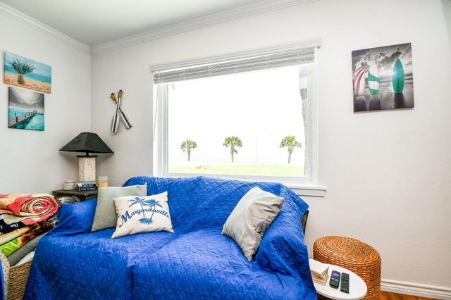 204 S Bay Boulevard, Palacios, TX 77465
