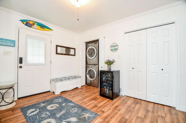 204 S Bay Boulevard, Palacios, TX 77465