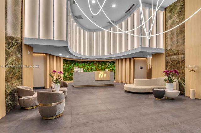 90 SW 3rd St 2116, Miami, FL 33130