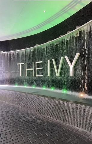 90 SW 3rd St 2116, Miami, FL 33130