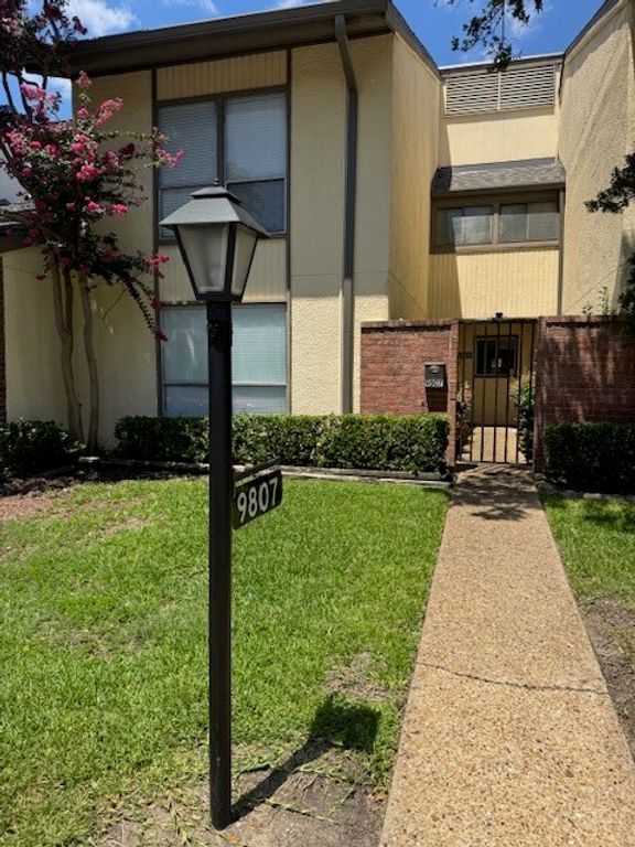 9807 Bent Branch Lane, Dallas, TX 75243