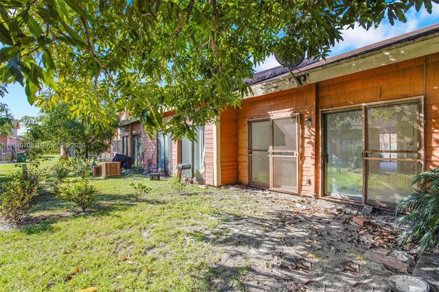 2430 NW 55th Ter, Lauderhill, FL 33313