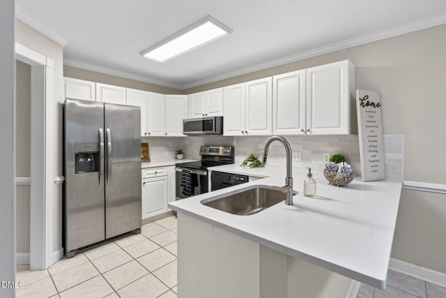 108 Grande Meadow Way, Cary, NC 27513
