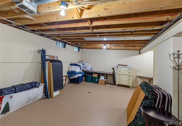 20473 Longwood Drive, Clinton Township, MI 48038