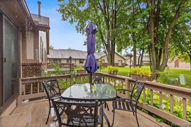 20473 Longwood Drive, Clinton Township, MI 48038