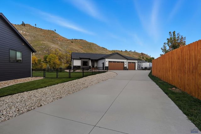 14344 WOLF CREEK COURT, Summerset, SD 57769