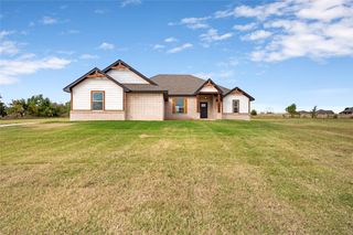 1241 Jerzee Mae, Blanchard, OK 73010