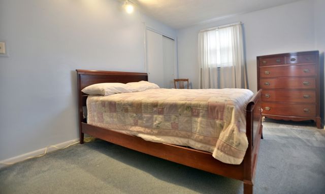 18 Delorenzo Dr, Randolph, MA 02368