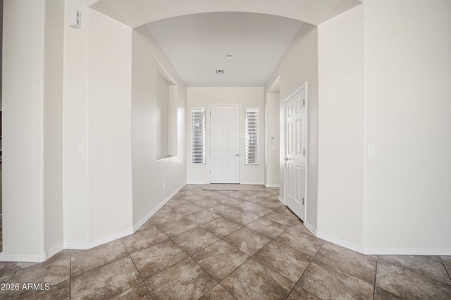4915 W FAULL Drive, New River, AZ 85087