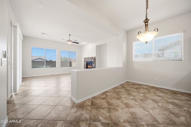 4915 W FAULL Drive, New River, AZ 85087