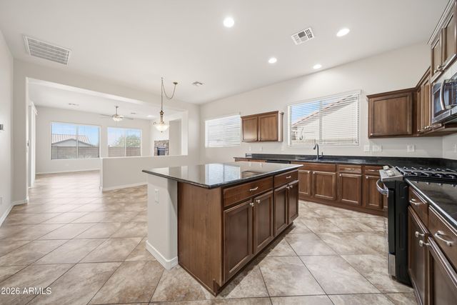 4915 W FAULL Drive, New River, AZ 85087