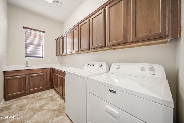 4915 W FAULL Drive, New River, AZ 85087