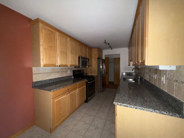 950 WASHINGTON Boulevard 204, Oak Park, IL 60302