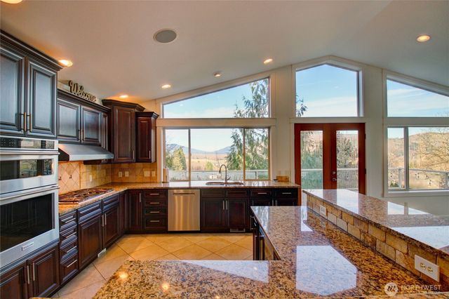 23090 Buchanan Street, Mount Vernon, WA 98273