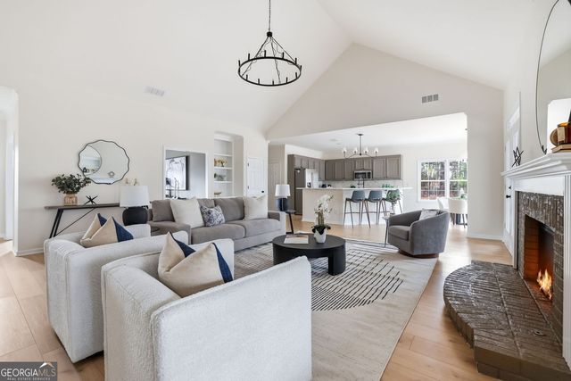 1554 Beaver Creek Lane, Snellville, GA 30078