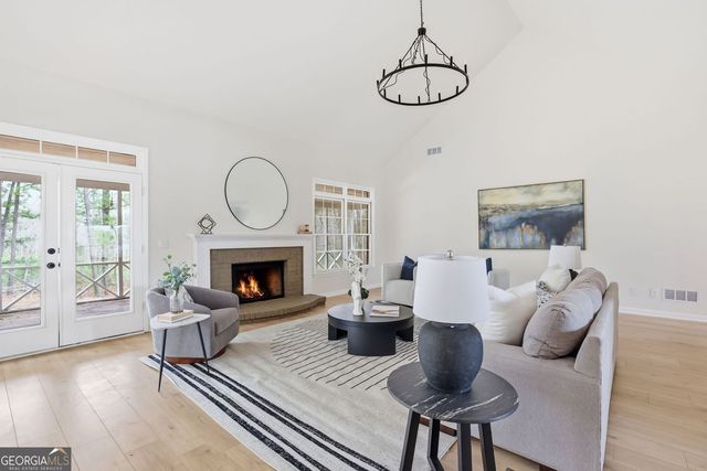 1554 Beaver Creek Lane, Snellville, GA 30078