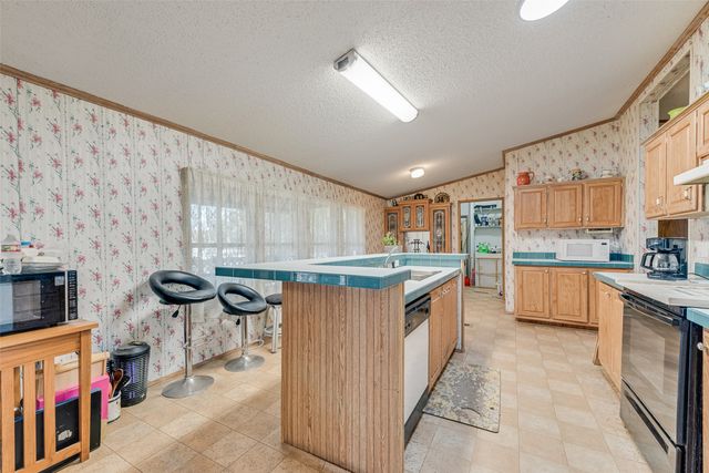 130 Meadowview Lane, Point, TX 75472