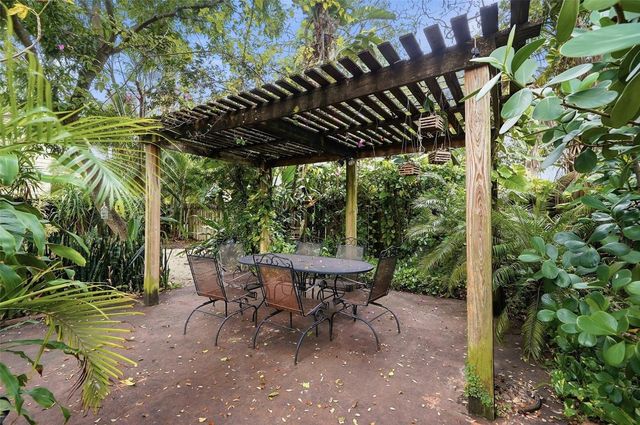 317 SW 16th Street, Fort Lauderdale, FL 33315