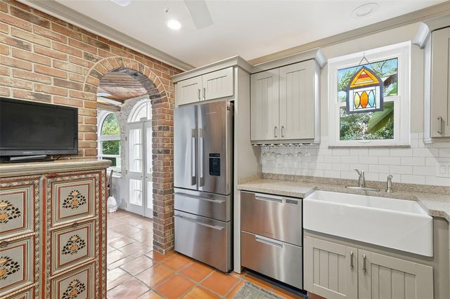 317 SW 16th Street, Fort Lauderdale, FL 33315