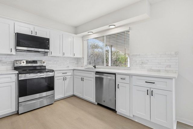 2204 Toro Canyon RD, Austin, TX 78746