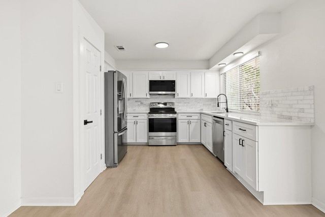 2204 Toro Canyon RD, Austin, TX 78746