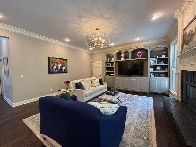 28 Court Lane, St Joseph, MO 64506