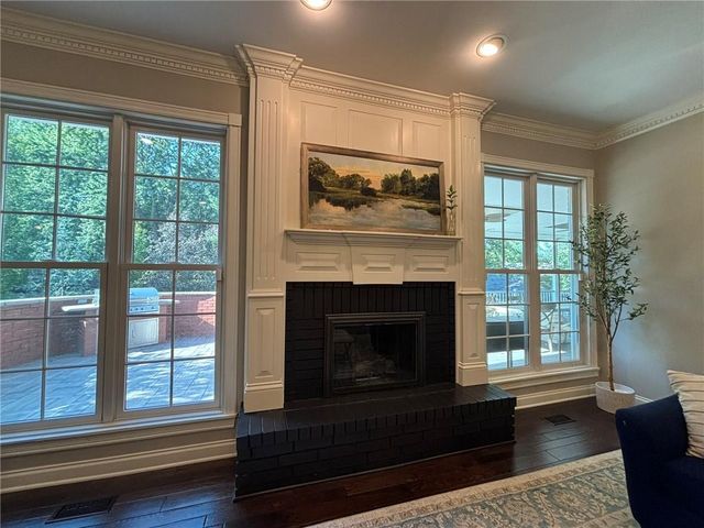 28 Court Lane, St Joseph, MO 64506