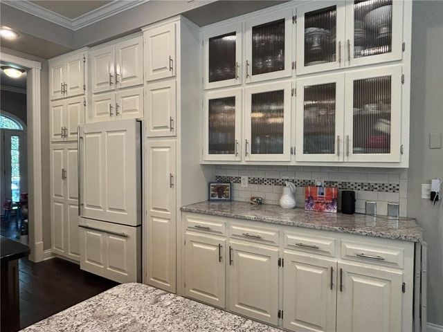 28 Court Lane, St Joseph, MO 64506