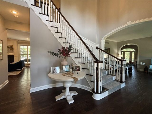 28 Court Lane, St Joseph, MO 64506