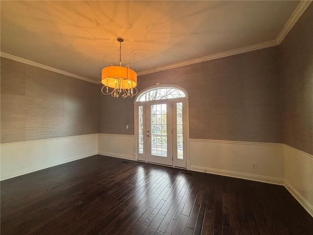 28 Court Lane, St Joseph, MO 64506