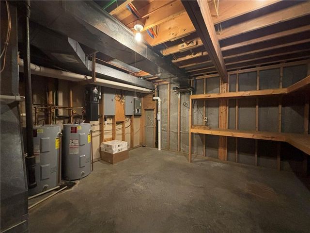 28 Court Lane, St Joseph, MO 64506