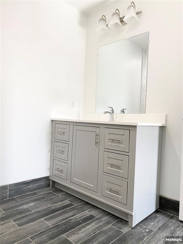 61 Chestnut Street 2, Lodi, NJ 07644