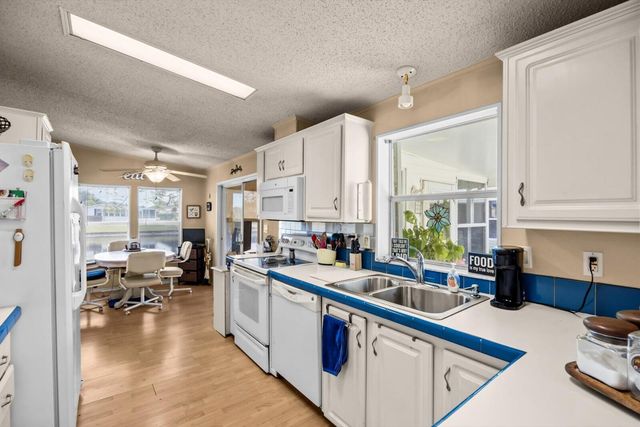 7904 Meadowlark Lane, Port St. Lucie, FL 34952