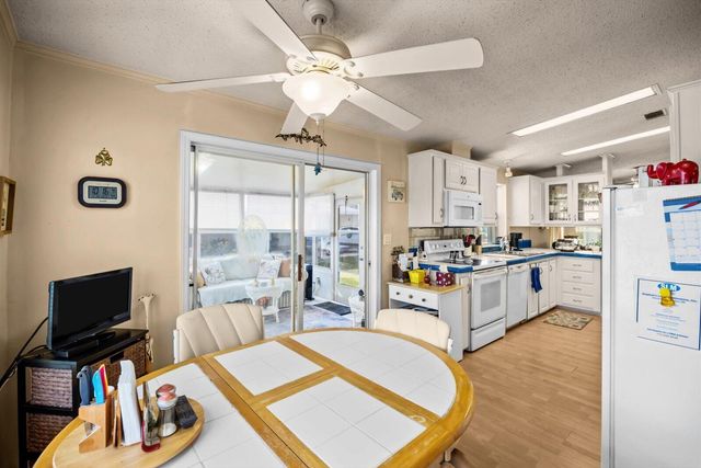 7904 Meadowlark Lane, Port St. Lucie, FL 34952