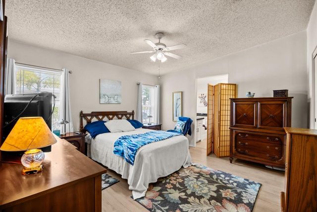 7904 Meadowlark Lane, Port St. Lucie, FL 34952