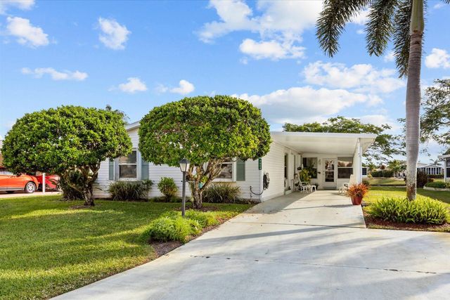 7904 Meadowlark Lane, Port St. Lucie, FL 34952