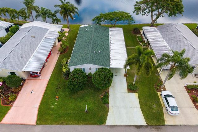 7904 Meadowlark Lane, Port St. Lucie, FL 34952