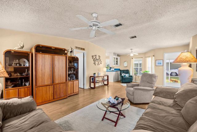 7904 Meadowlark Lane, Port St. Lucie, FL 34952