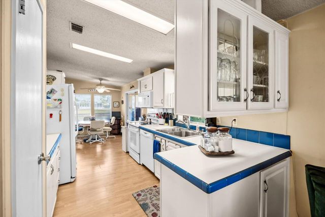7904 Meadowlark Lane, Port St. Lucie, FL 34952