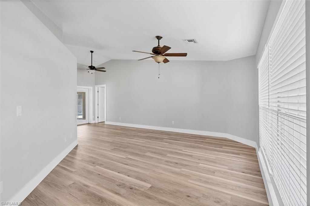 17585 Blackfriar DR, FORT MYERS, FL 33908 — photo 2