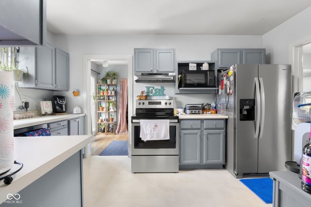 2411 Ohio Avenue, Columbus, IN 47201