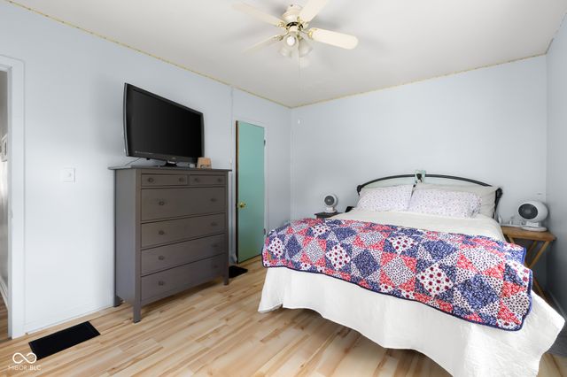 2411 Ohio Avenue, Columbus, IN 47201