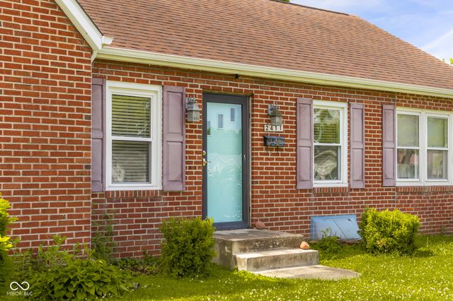 2411 Ohio Avenue, Columbus, IN 47201