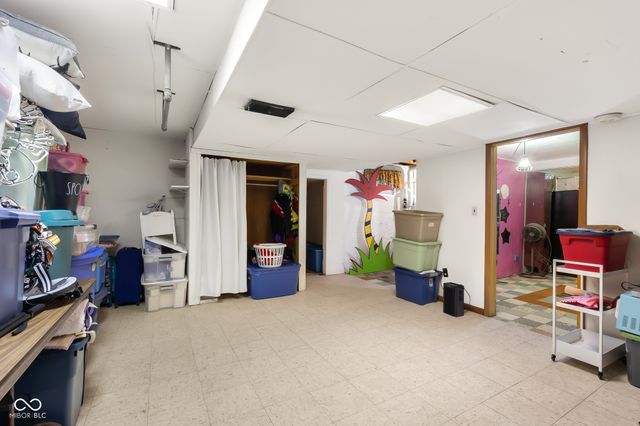 2411 Ohio Avenue, Columbus, IN 47201
