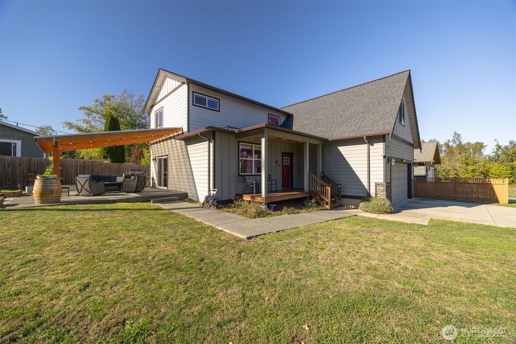 3241 W McLeod Road, Bellingham, WA 98225