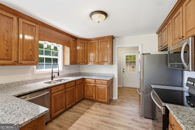 981 Hoyt Street, Cornelia, GA 30531