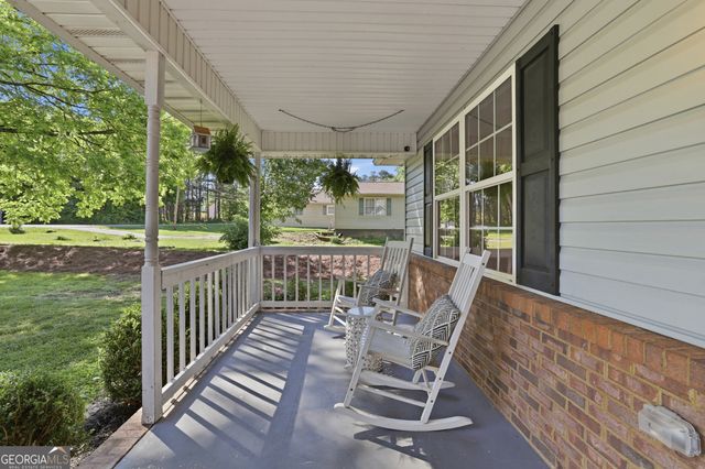 981 Hoyt Street, Cornelia, GA 30531